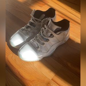 Jordan 11 legend blue low